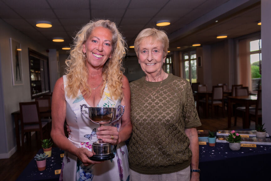 Overall Winner:  Elena Wren